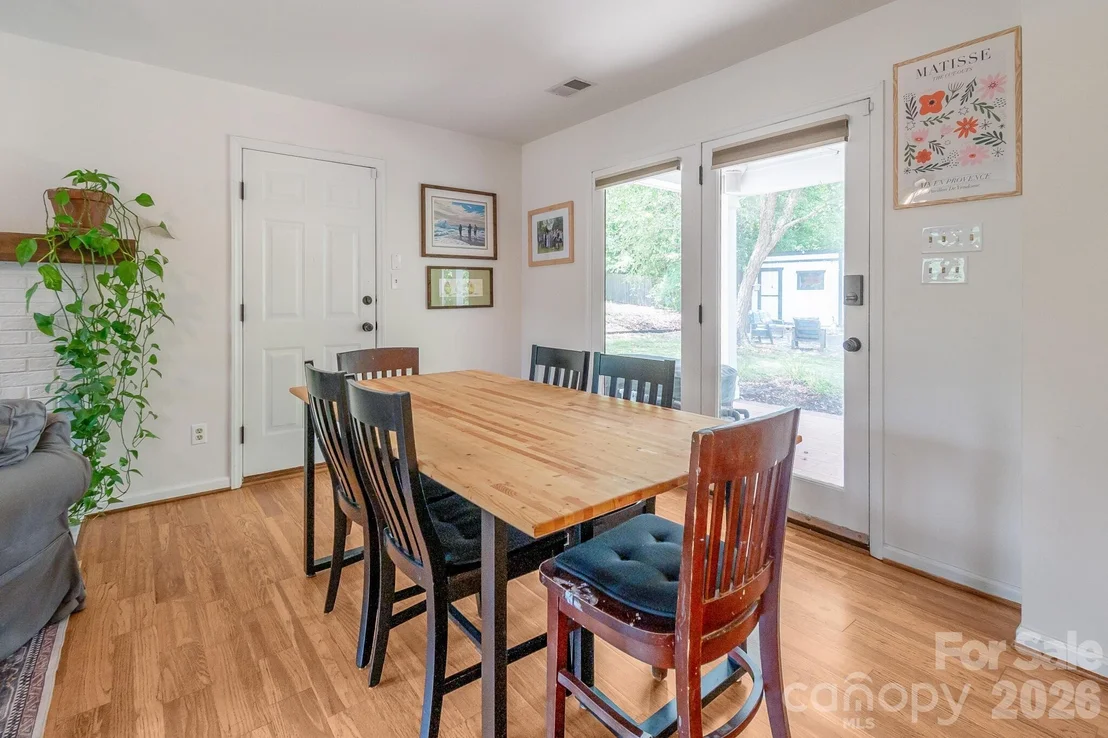Photo of 12328 Sandringham Place