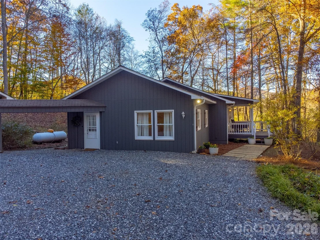 Photo of 115 Indian Trail