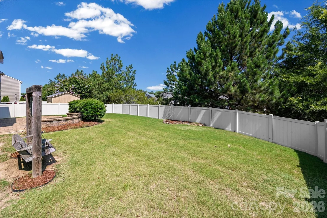 Photo of 406 Livingston Drive