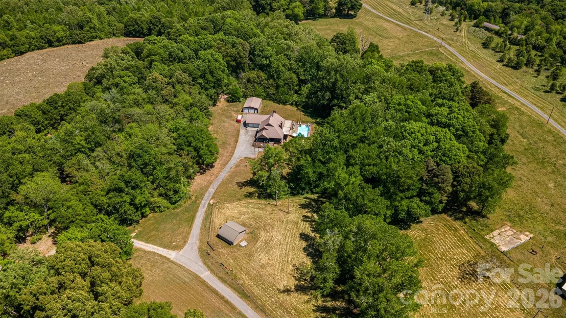 Photo of 105 Winchester Drive