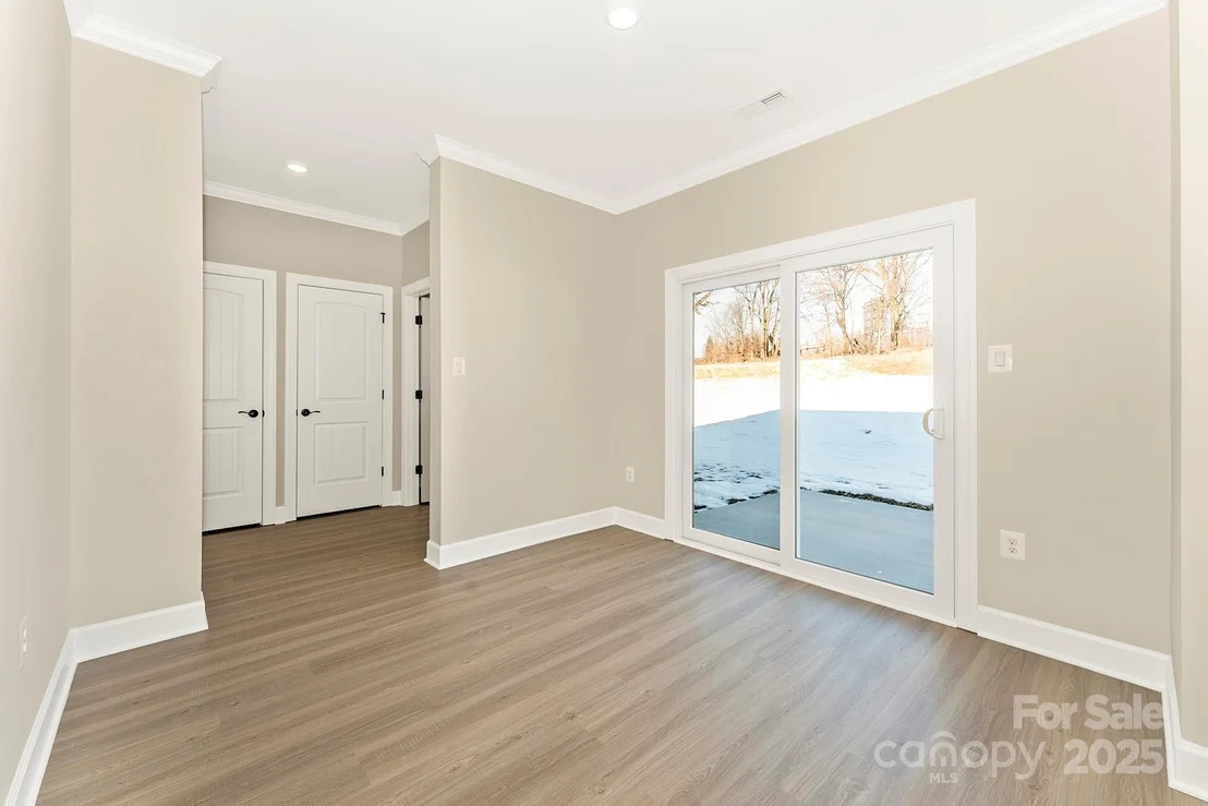 Photo of 3453 Robindale Drive