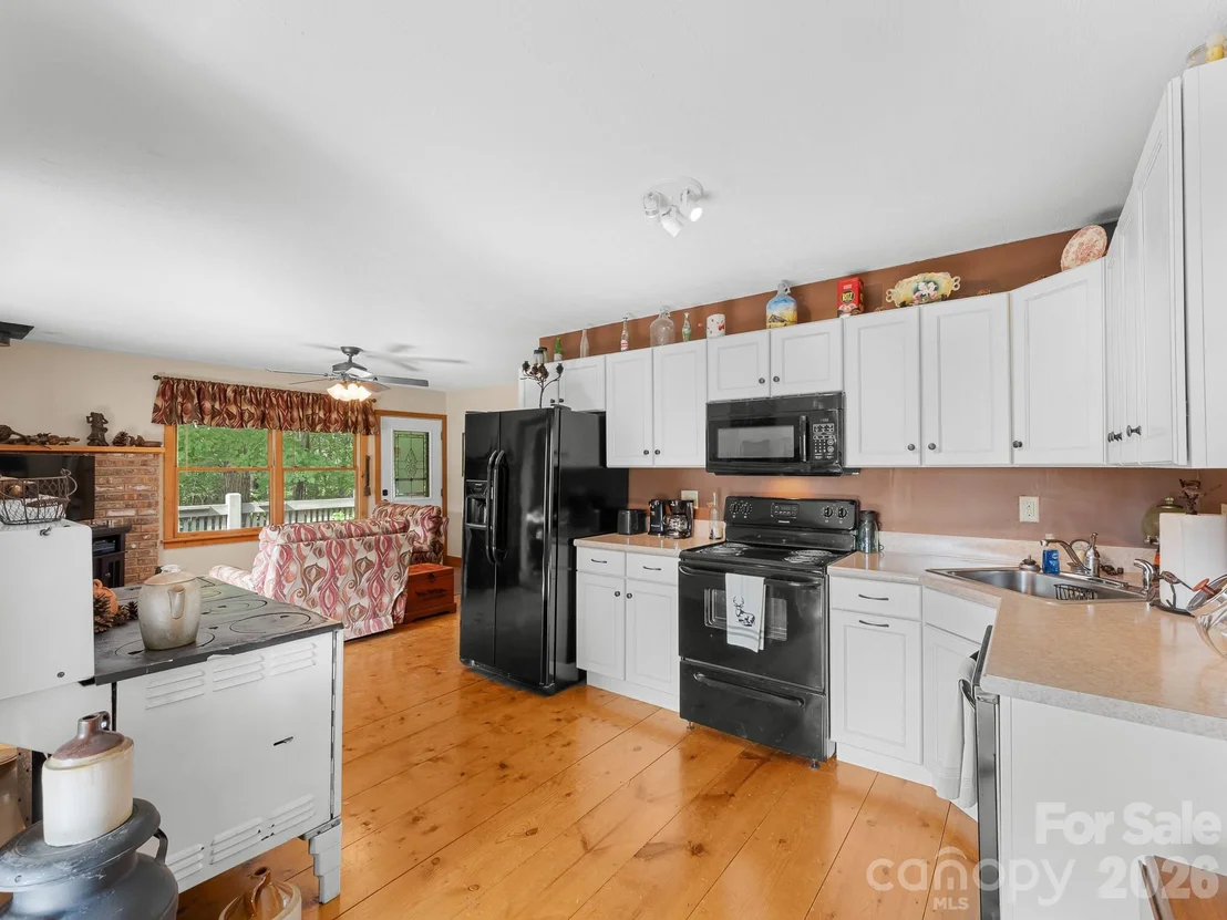 Photo of 600 Piney Gate Road