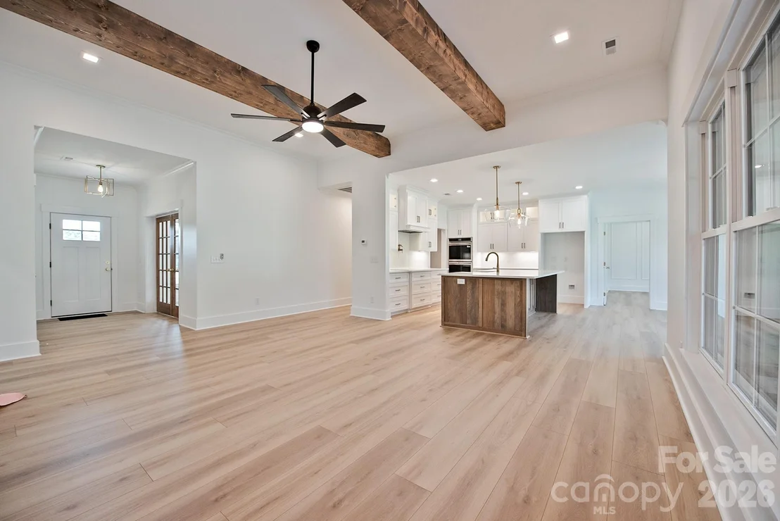 Photo of 935 Lake Wright Road