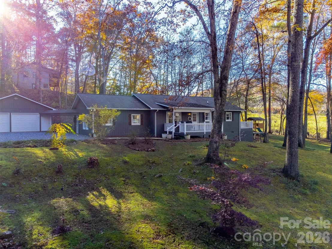 Photo of 115 Indian Trail