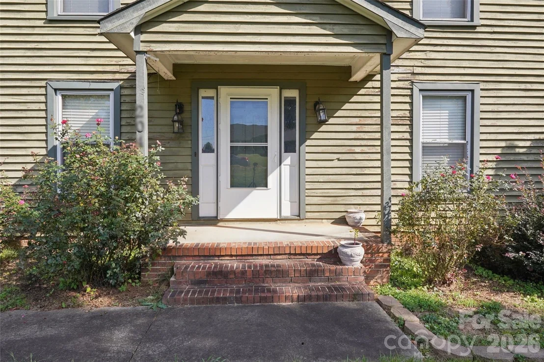 Photo of 204 Hughey Drive