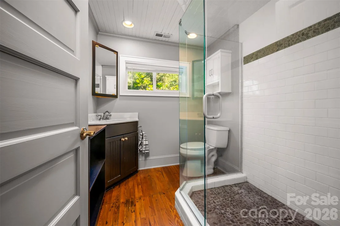 Photo of 183-185 Rubin Thorne Road
