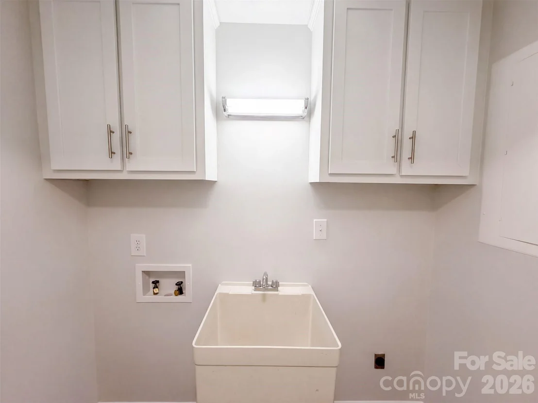 Photo of 121 Goodman Circle NE