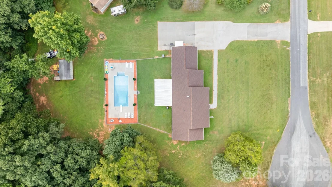 Photo of 715 Candlewick Drive