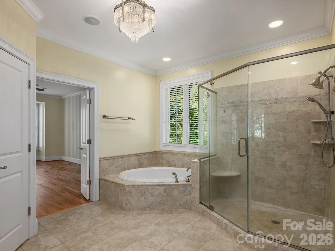 Photo of 620 N Highland Road