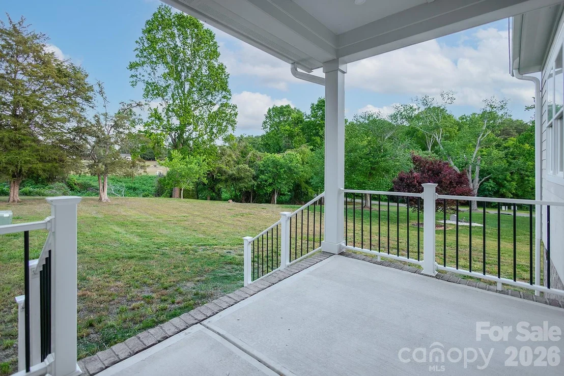 Photo of 102 Starmount Drive