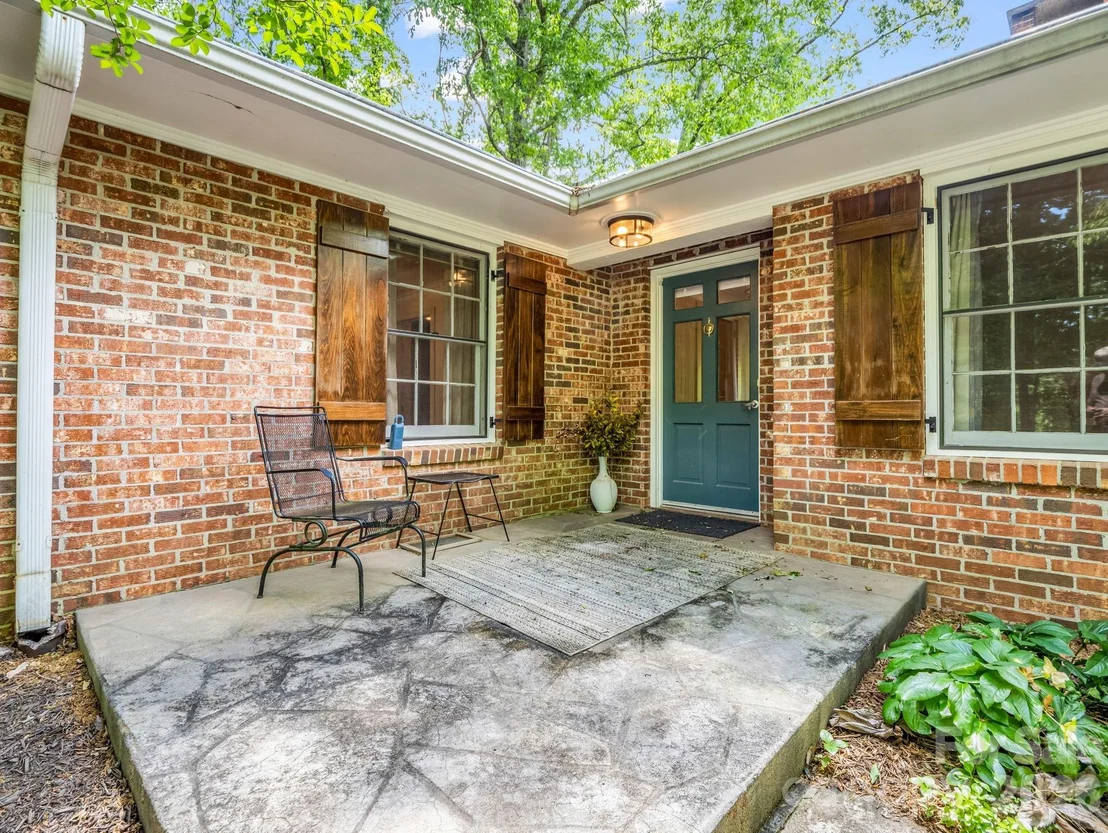 Photo of 7 Hearthstone Lane