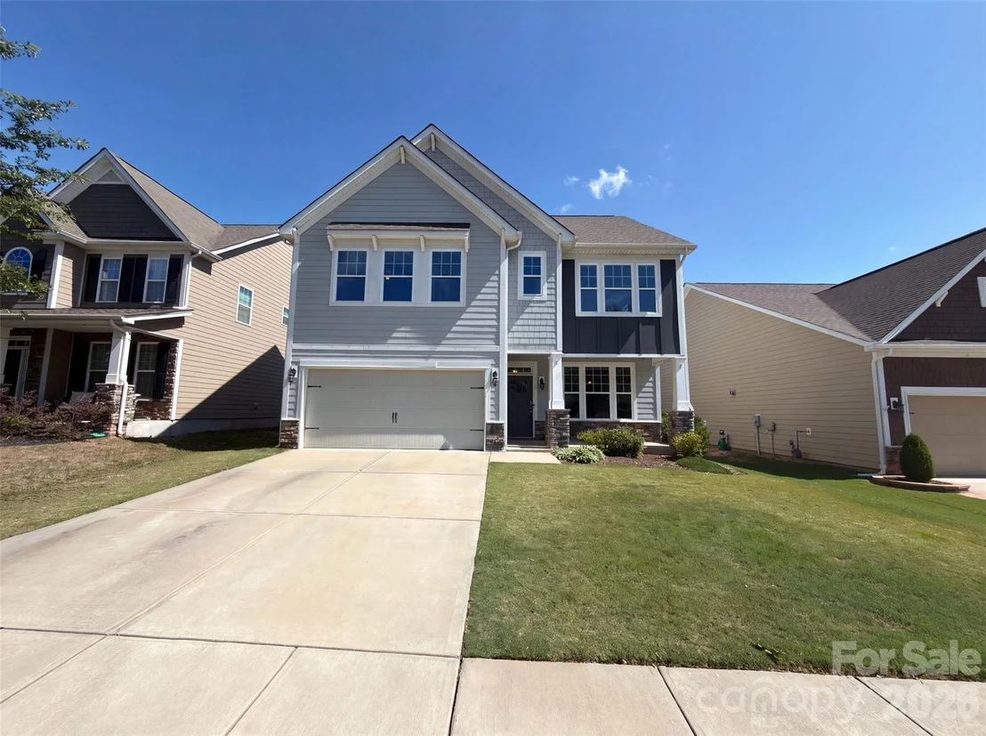 Photo of 7020 Chrysanthemum Road