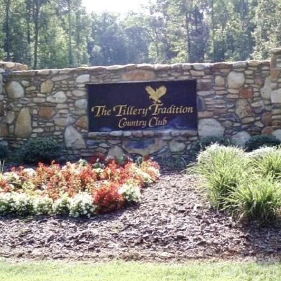 Photo of 124 Evergreen Point