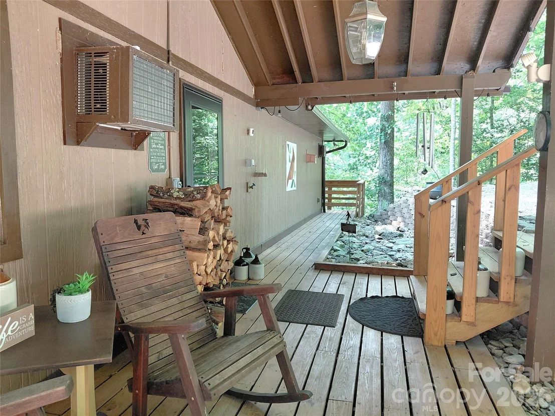 Photo of 314 Blackberry Lane
