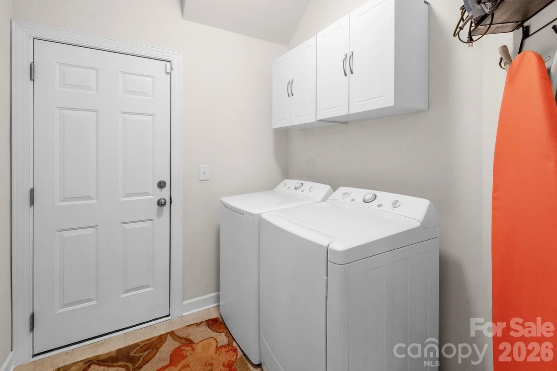 Photo of 2083 Topaz Plaza
