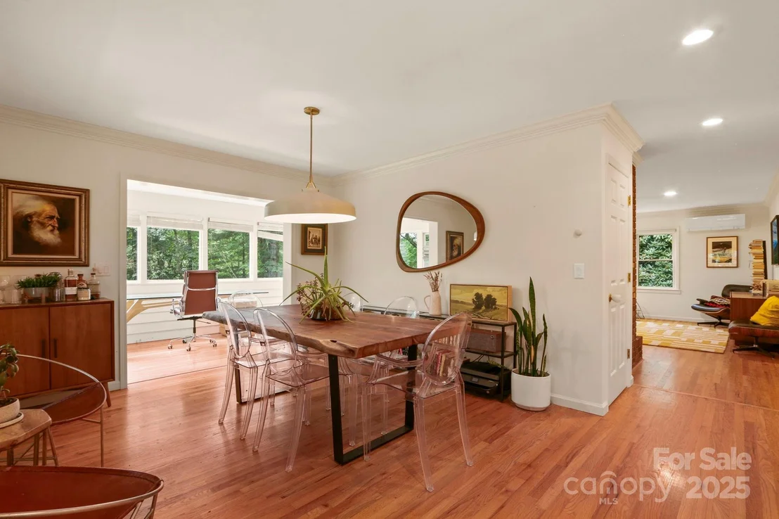 Photo of 127 Boulder Lane