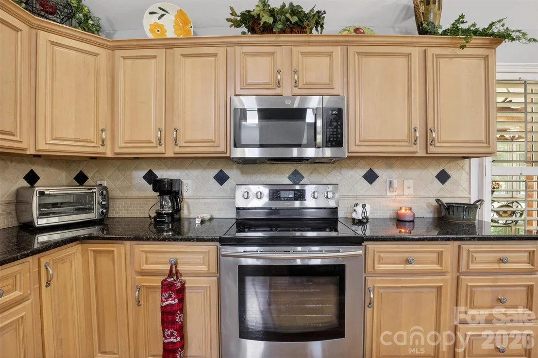 Photo of 8234 Dennis Road