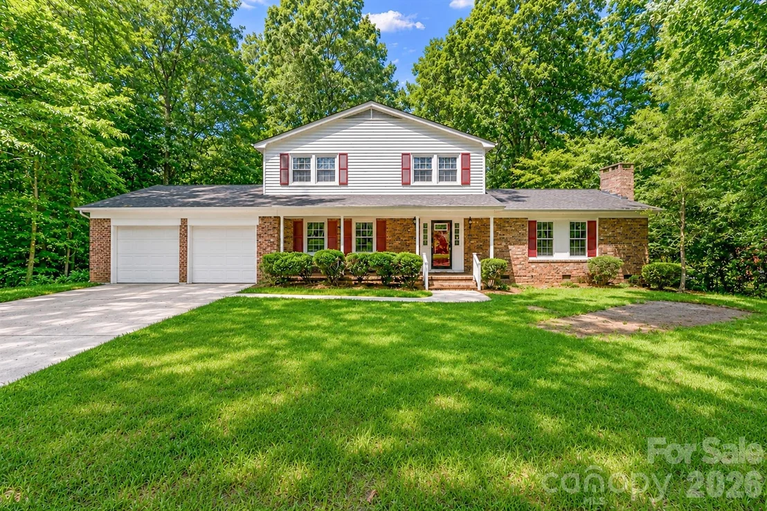 Photo of 755 Cumberland Circle