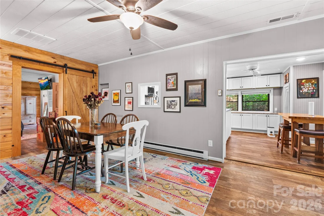 Photo of 180 Longview Road
