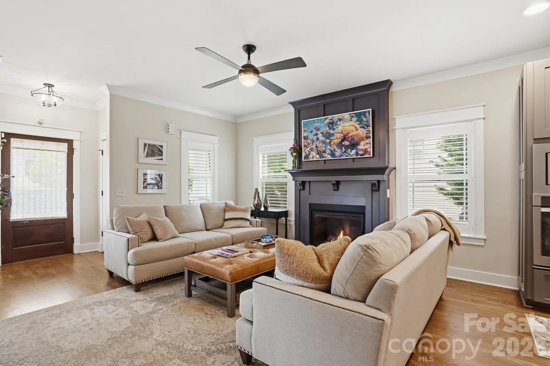 Photo of 2501 Marshall Place