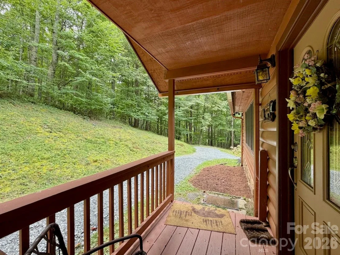 Photo of 321 Grays Shadow Lane