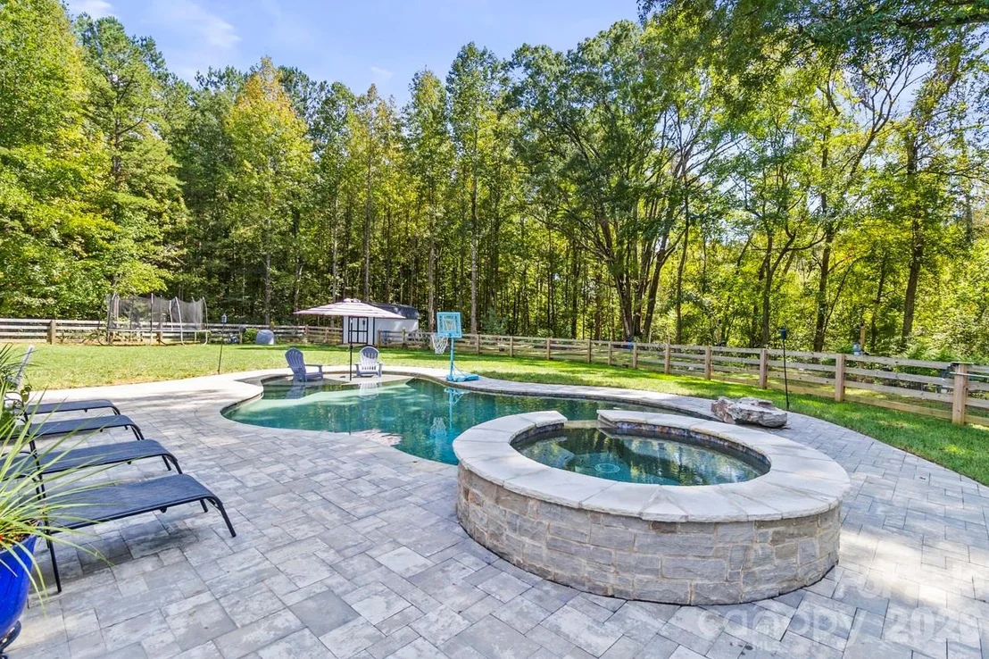 Photo of 1796 Cranwell Drive