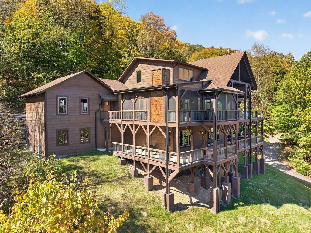 Photo of 1230 Asgi Trail