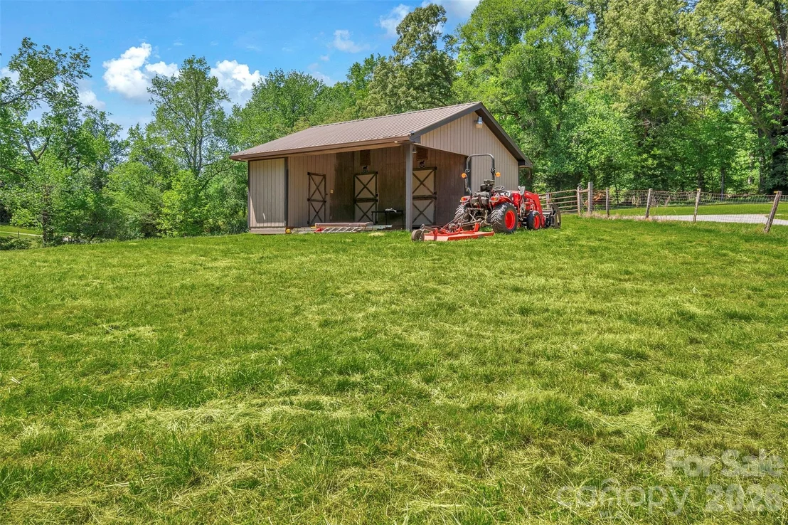 Photo of 105 Winchester Drive