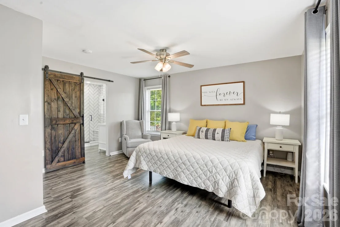 Photo of 142 Sam Bailes Boulevard