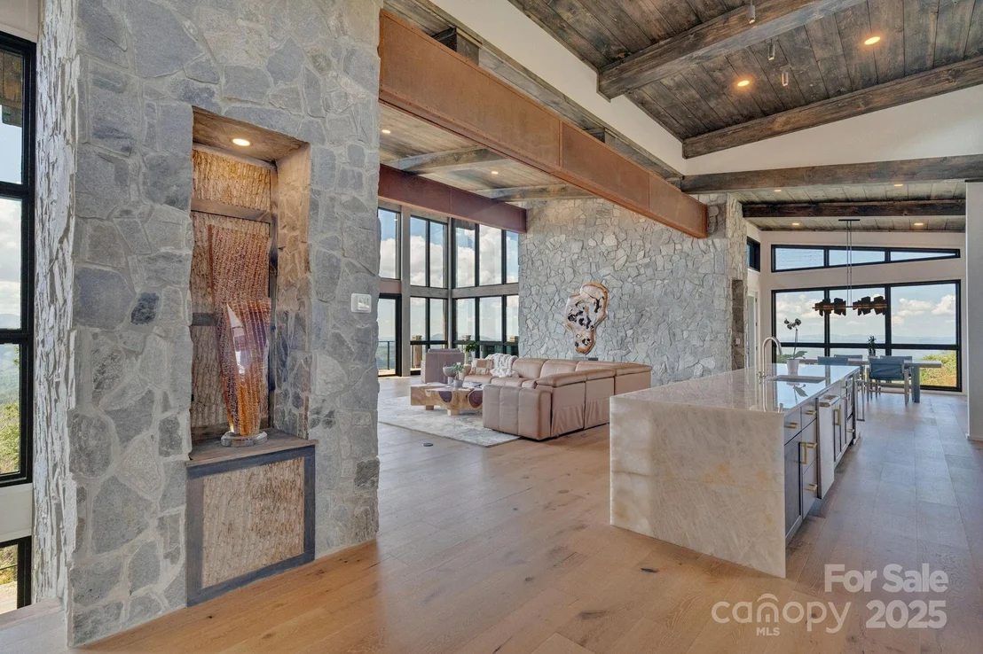 Photo of 294 Silver Eagle Trail