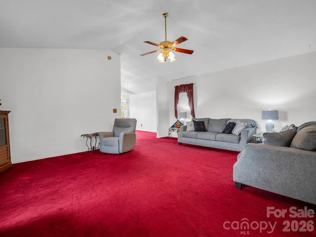 Photo of 308 Frog Hollow Road