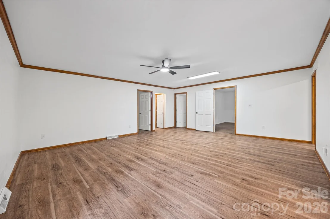 Photo of 281 Schoolside Drive