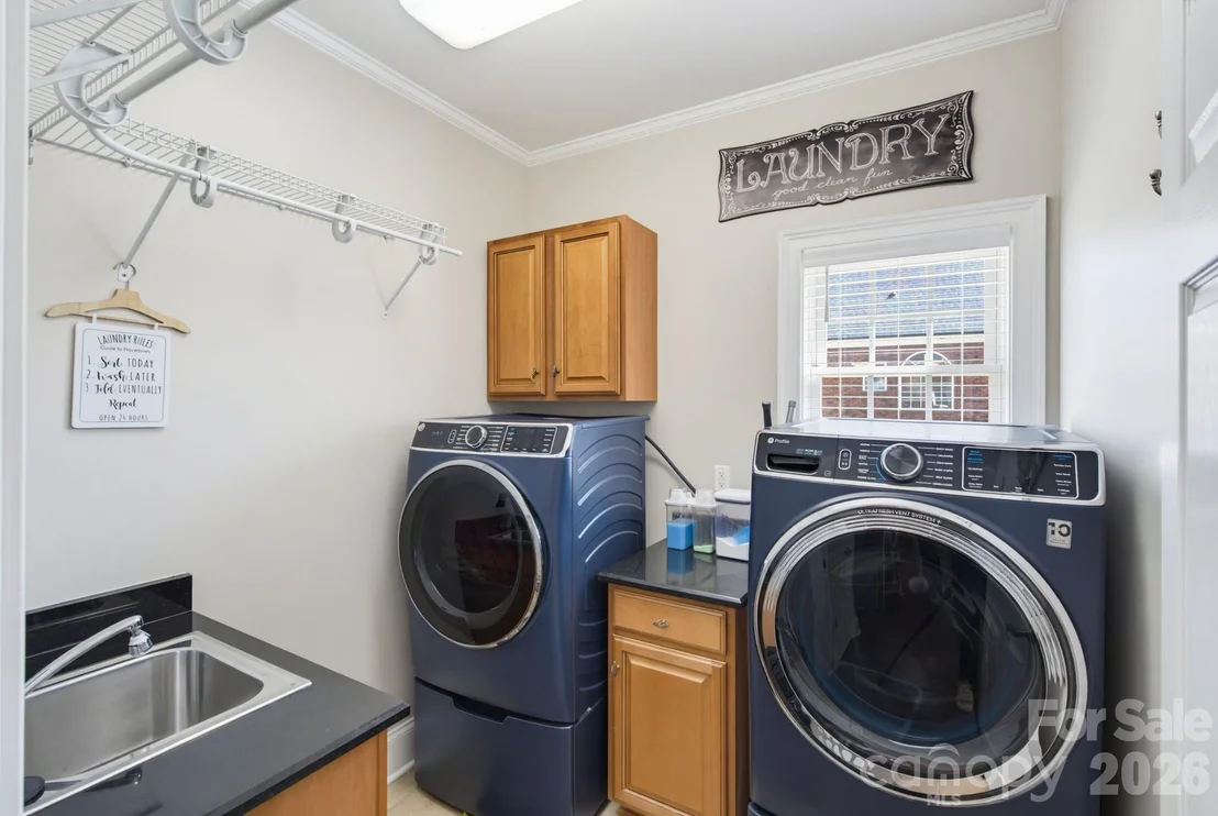 Photo of 1177 Springlake Road
