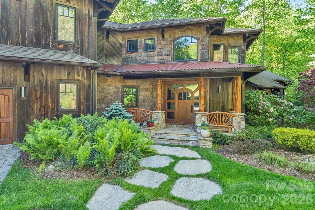 Photo of 355 Oakley Green None