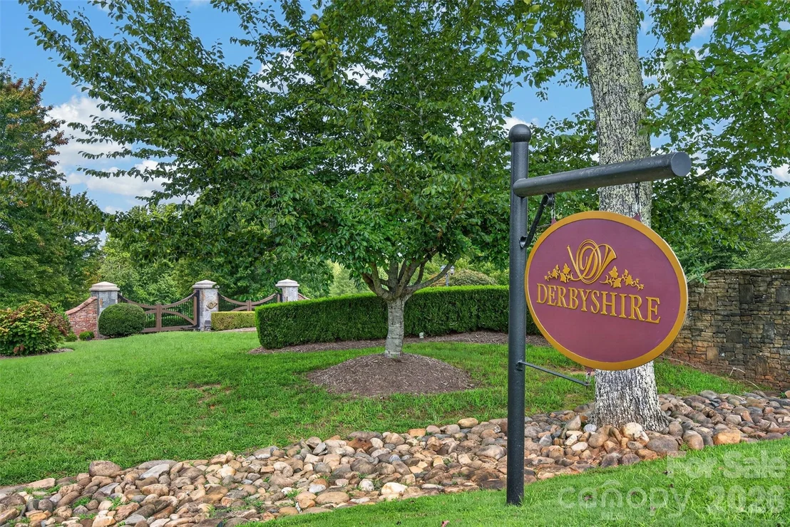 Photo of Unit 14 at 966 Mapleton Lane