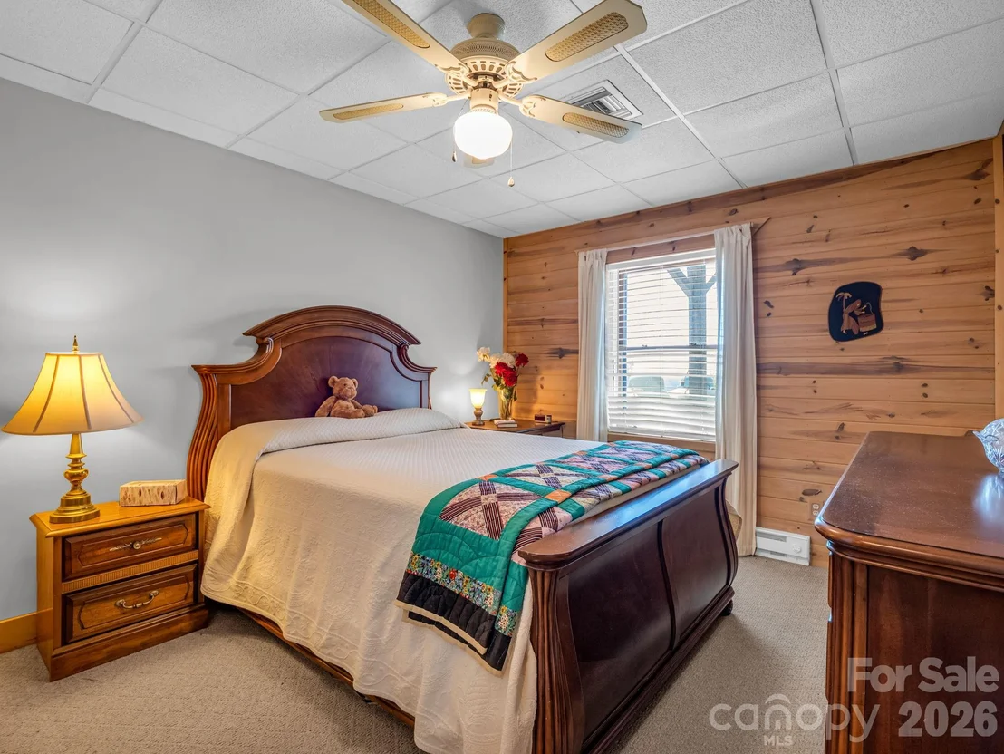 Photo of 762 Valley View Drive
