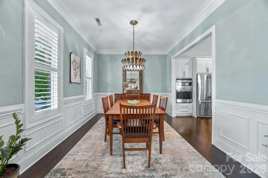 Photo of 720 Loretto Lane