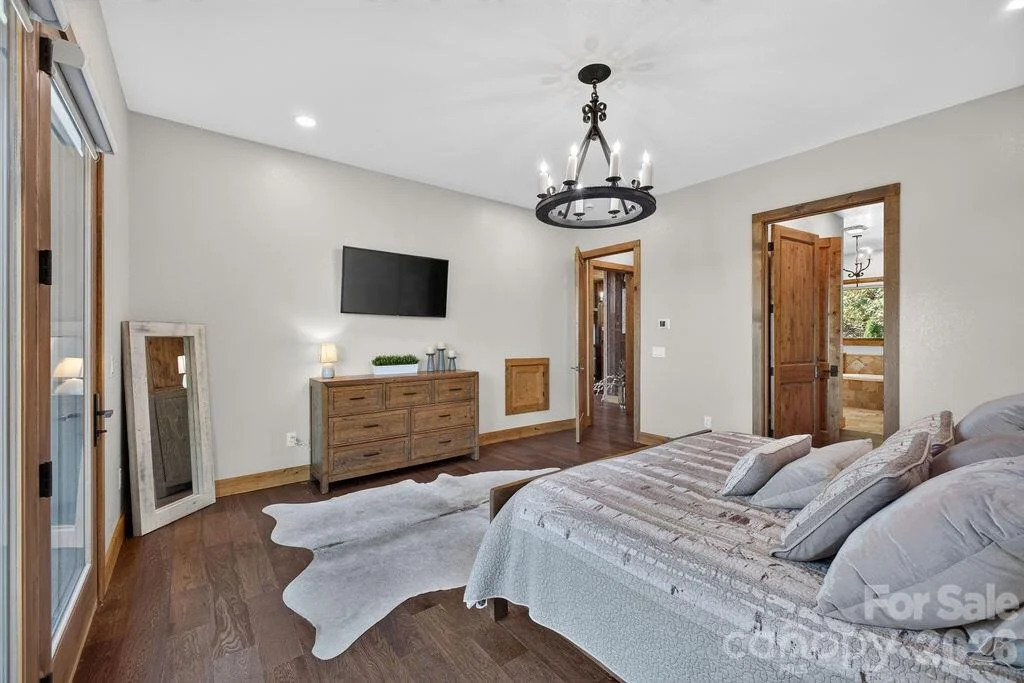 Photo of 1230 Asgi Trail