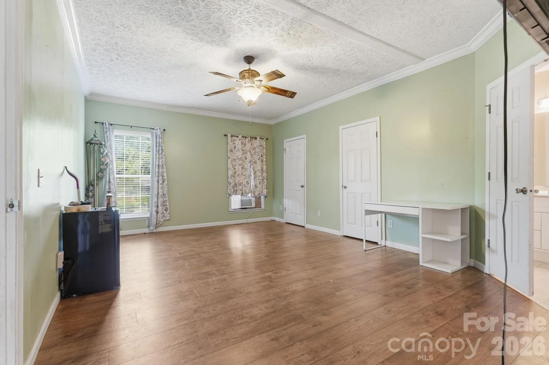 Photo of 2825 Sweeping Pine Lane