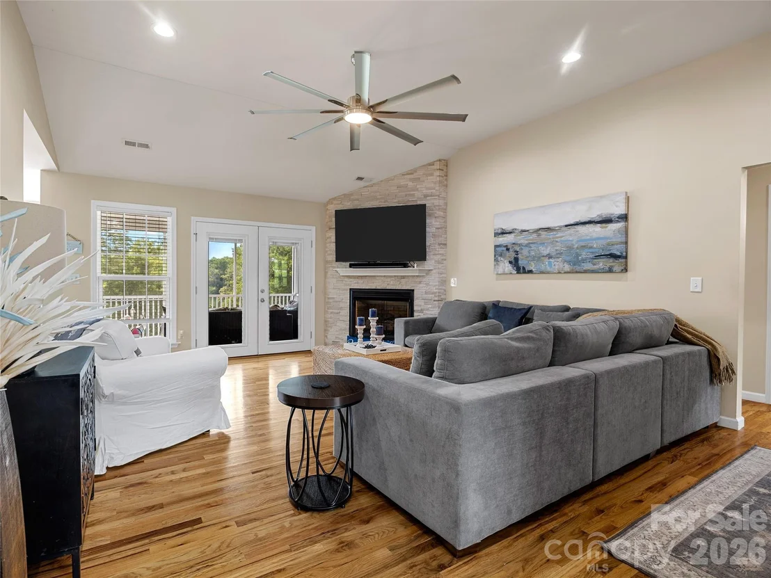 Photo of 105 Michelle Drive
