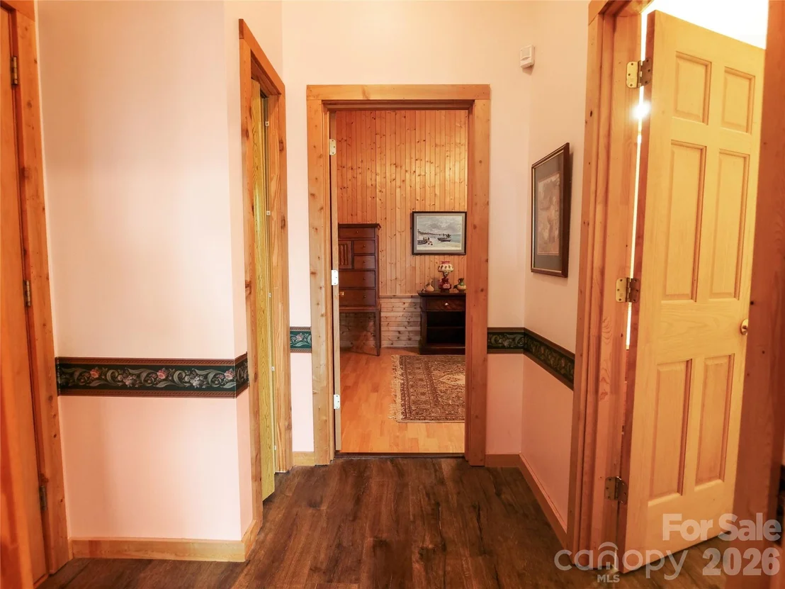Photo of 386 Arrowhead Trail