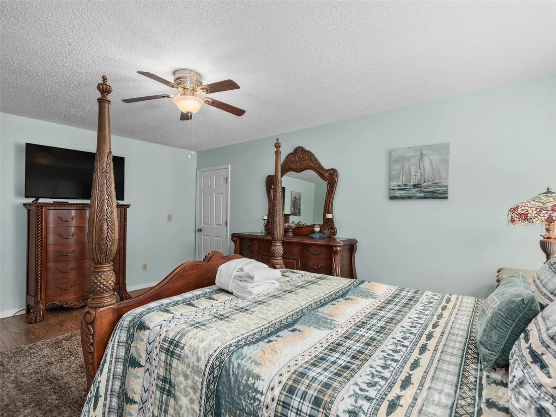 Photo of 201 Hawk Ridge Drive