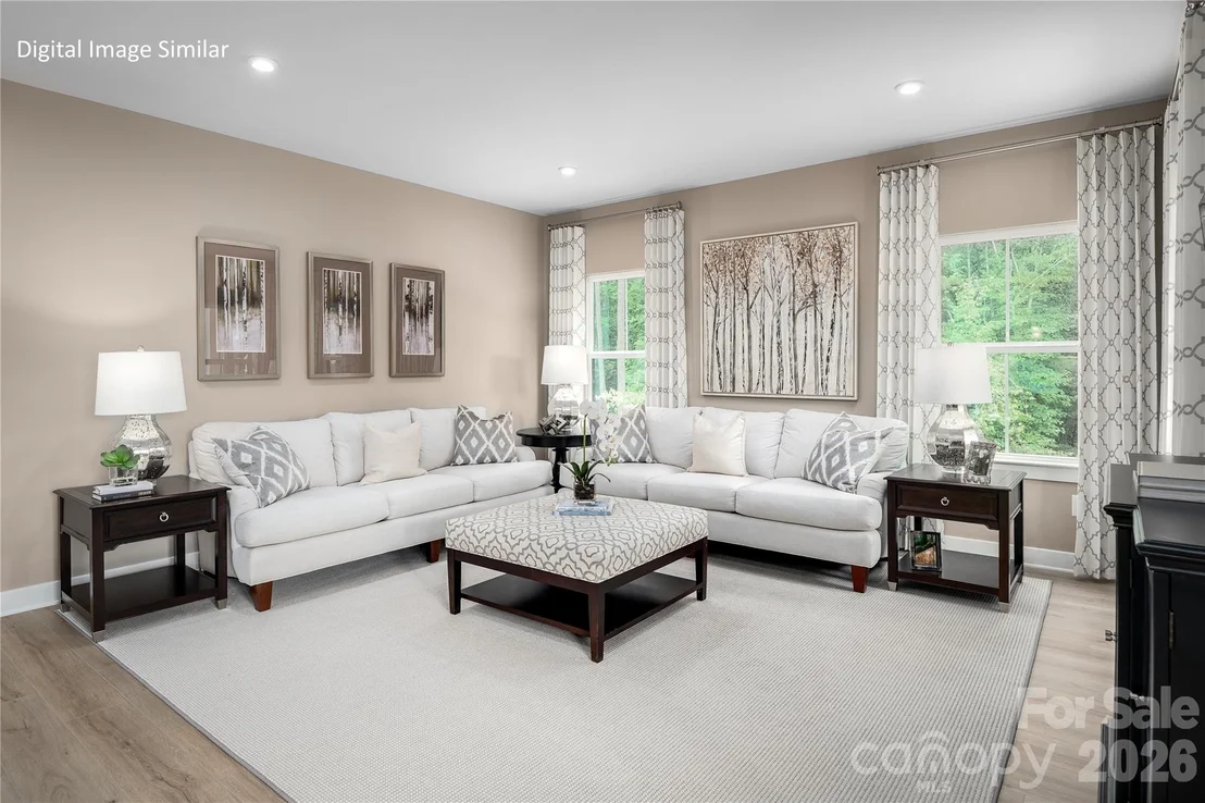 Photo of 913 Heathway Drive