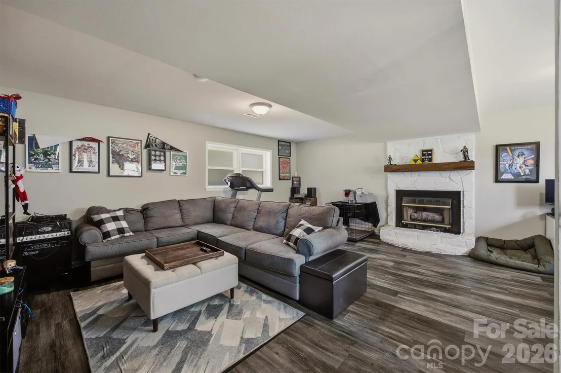 Photo of 1772 Woodridge Circle