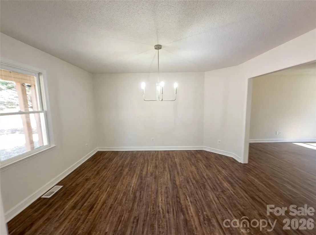 Photo of 16138 Substation Road