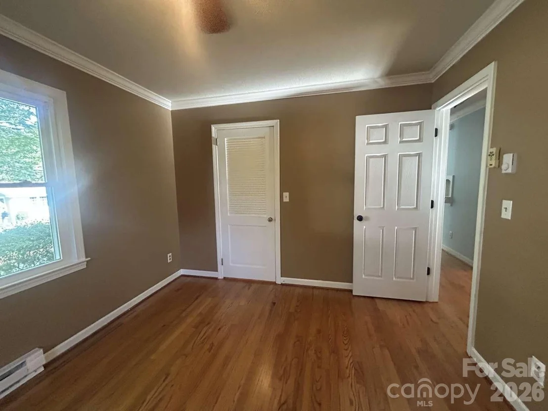 Photo of 1225 Pinebrook Circle