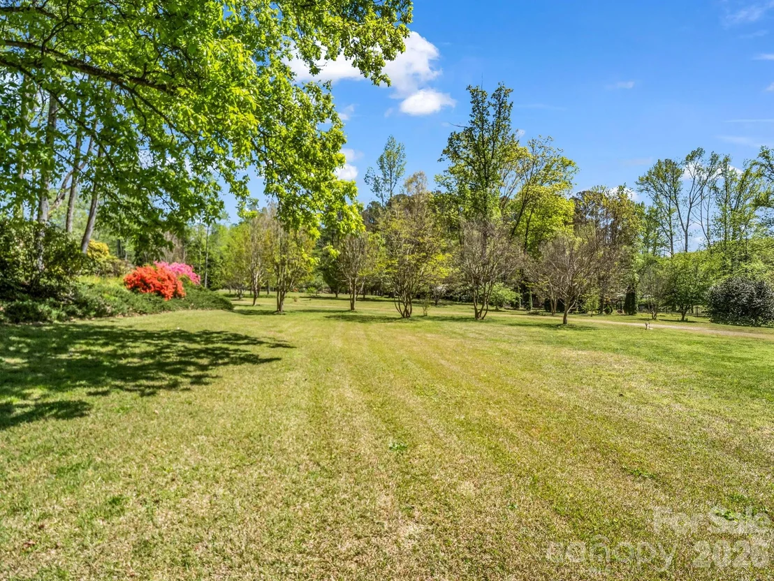 Photo of 80 Fox Briar Drive