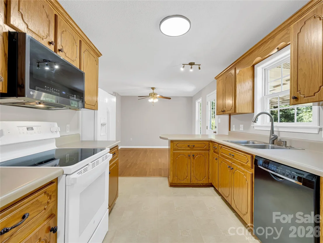 Photo of 1249 Melvin Hill Road