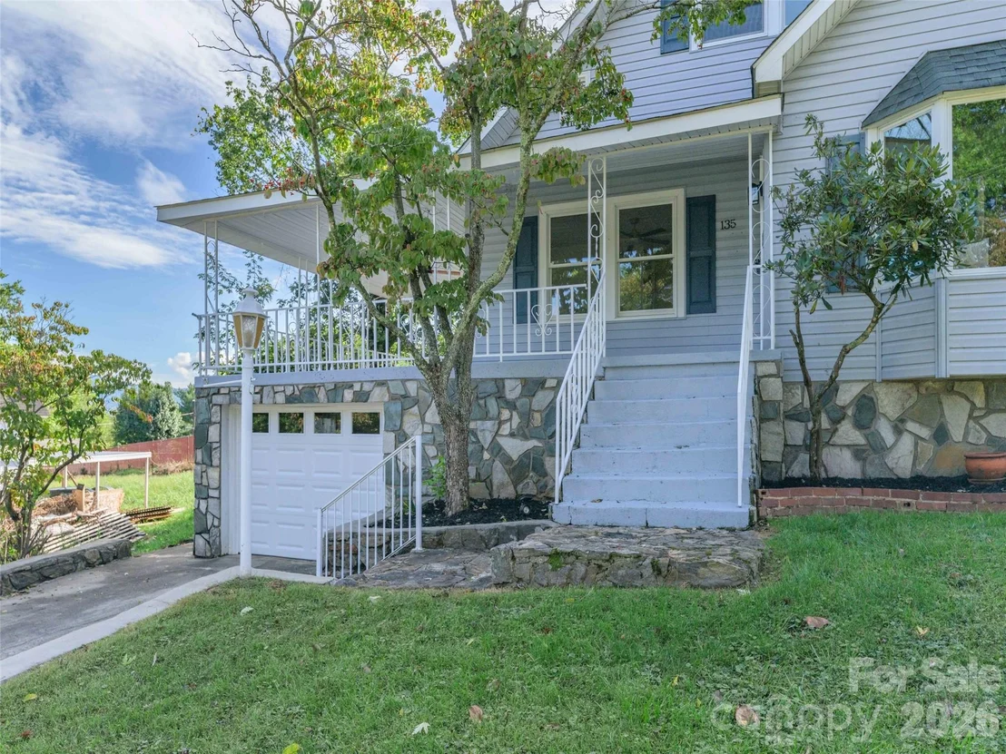 Photo of 135 Patton Avenue