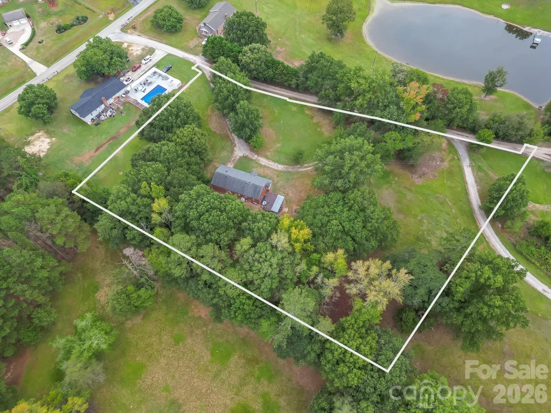 Photo of 1726 Denton Hill Road